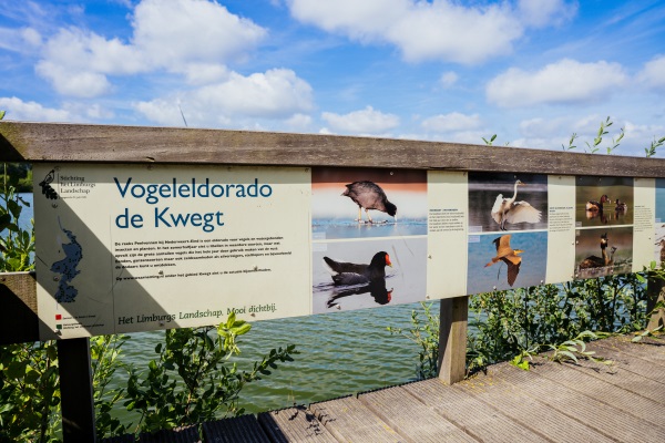 Information board about the birds found in nature reserve the Kwegt