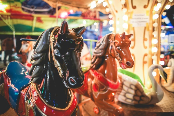 De carrousel op de Kermis in Weert